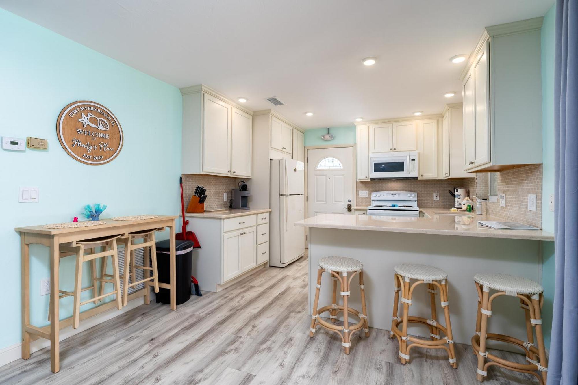 Monty'S Place Fort Myers Beach Bagian luar foto
